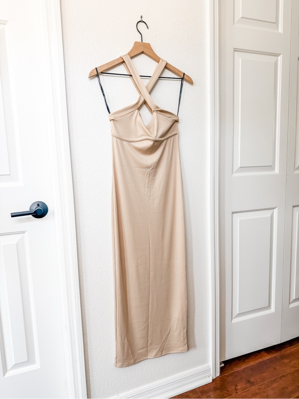 F21 | cross neck midi